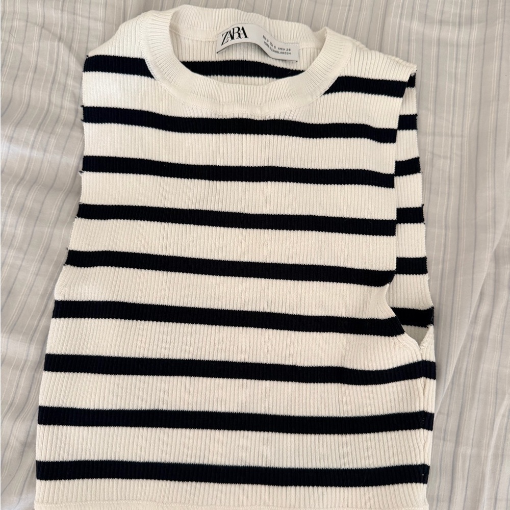 Zara Monochrome Striped Knit Top